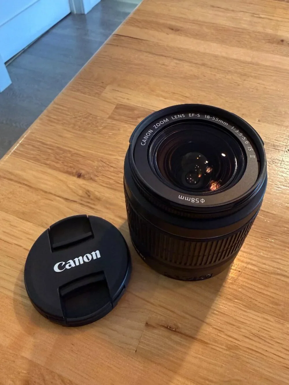 Canon EF-S 18-55mm f/3.5-5.6 DSLR Camera Lens with Case